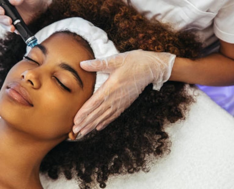 The procedure of aesthetic medicine