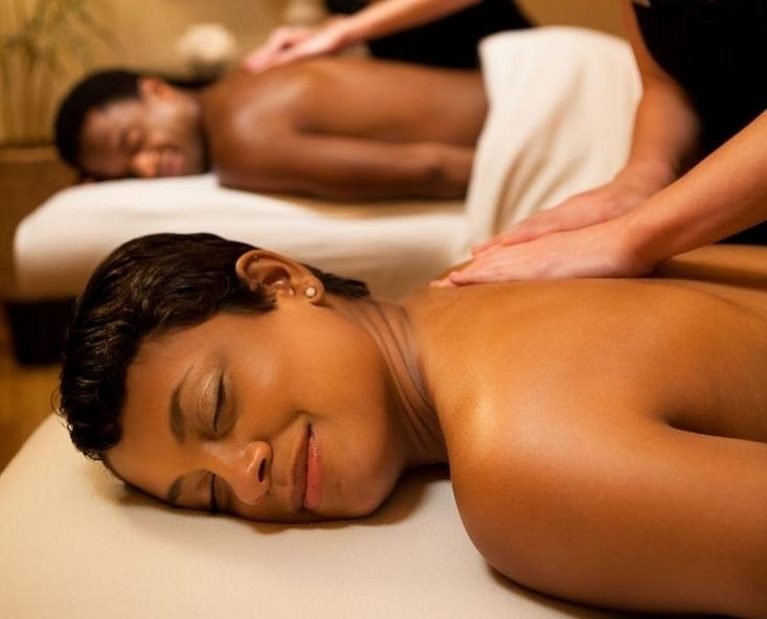 couple-massage